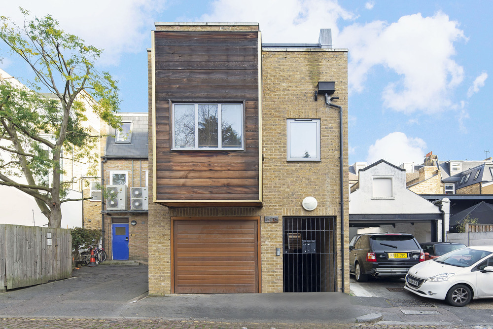 house or flat for sale or rent in south west London